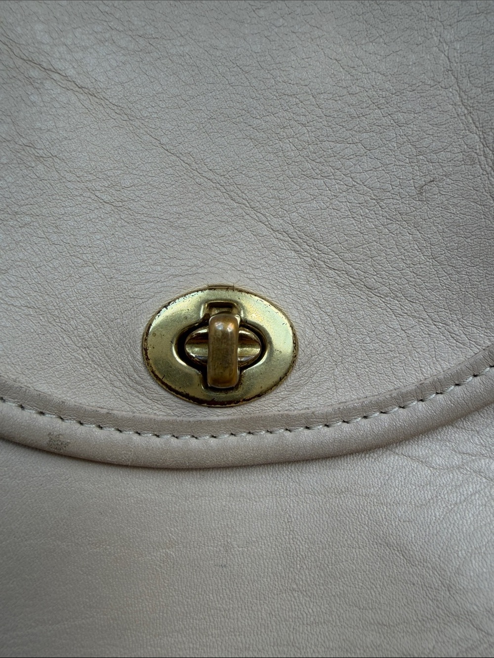 Vintage Coach Watson bag in color Bone 1996 - Picture 8 of 16
